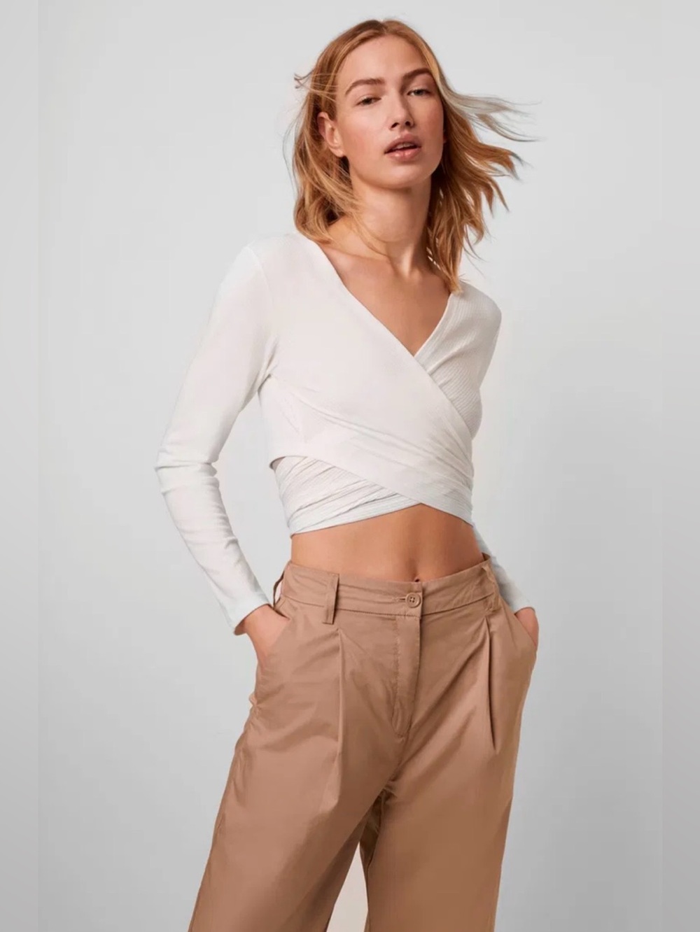 French Connection Samaya Ribbed Jersey Knit Wrap Top Small White NWT Deep V